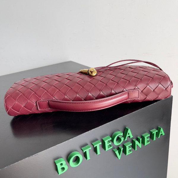 HOT SALE BOTTEGA VENETA Long Clutch Andiamo With Handle