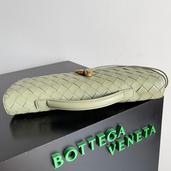 HOT SALE BOTTEGA VENETA Long Clutch Andiamo With Handle