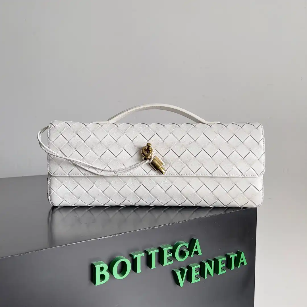 First Bag Ru BOTTEGA VENETA Long CHANELutch Andiamo With Handle