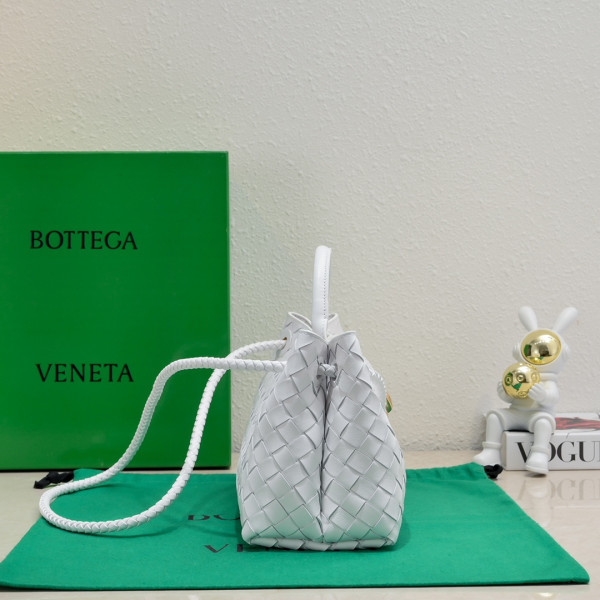 HOT SALE Bottega Veneta Small East-West Andiamo-29*10*18cm