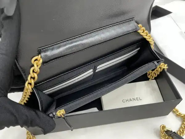 CHANEL WALLET