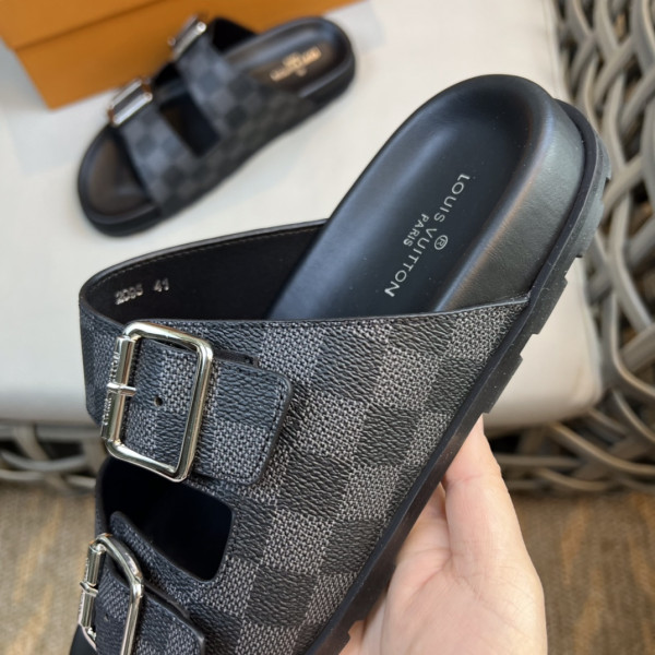 HOT SALE LOUIS VUITTON SLIPPERS