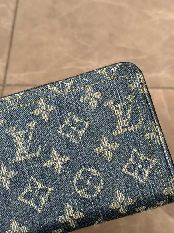 Aaa replica bags LOUIS VUITTON ZIPPY WALLET