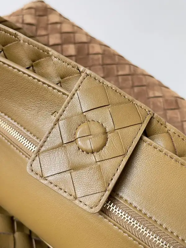 BOTTEGA VENETA LARGE Andiamo