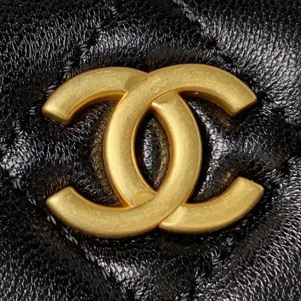 CHANEL HOBO HANDBAG