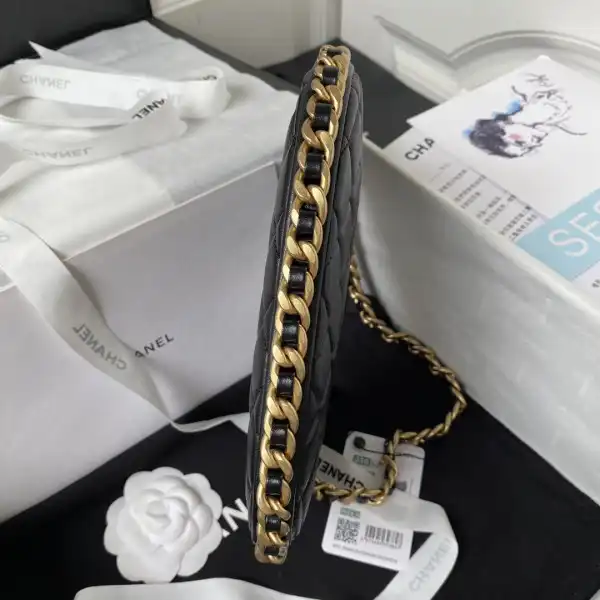 First bag ru CHANEL HOBO HANDBAG