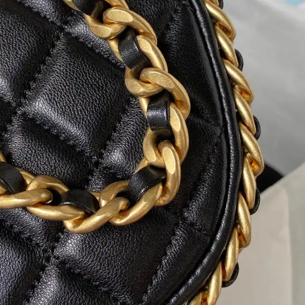 First bag ru CHANEL HOBO HANDBAG