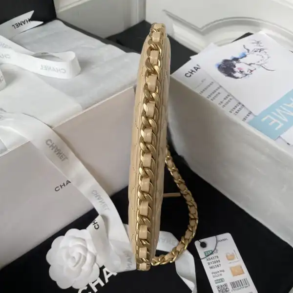 First bag ru CHANEL HOBO HANDBAG