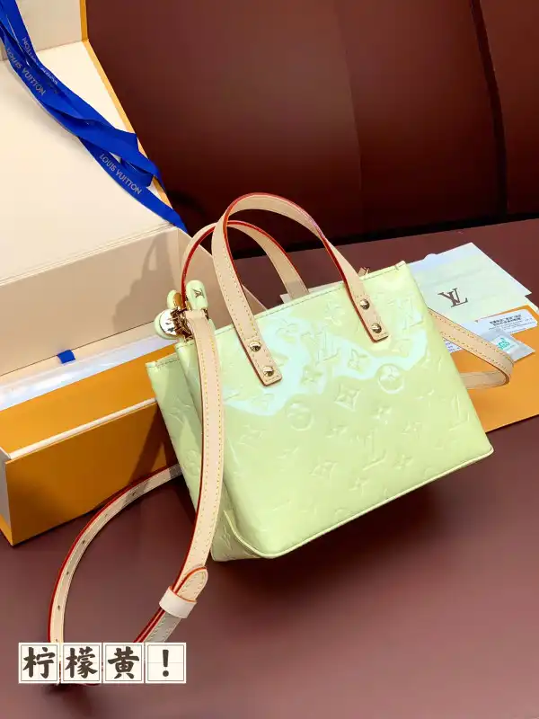 Affordable LOUIS VUITTON Reade PM