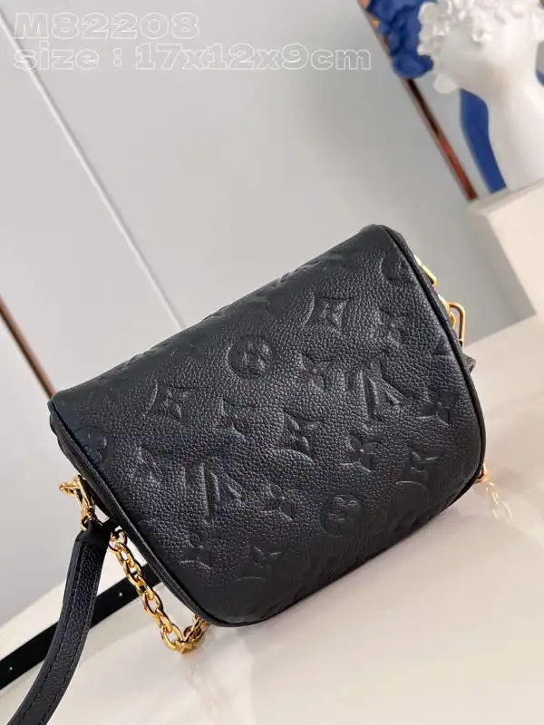 Affordable LOUIS VUITTON MINI BUMBAG-17-12-9.5CM