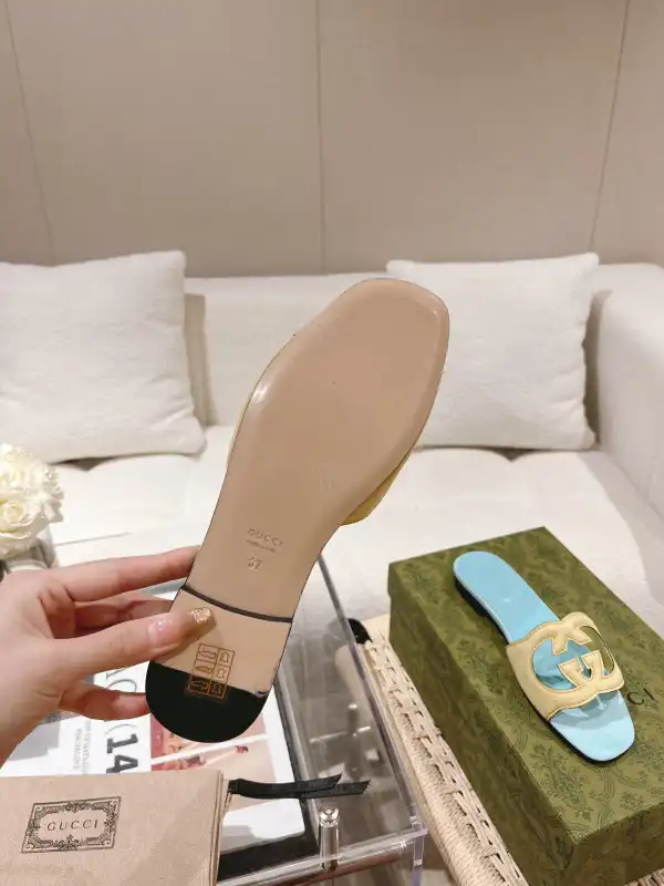 Bagsoffer GUCCI SLIDE SANDALS