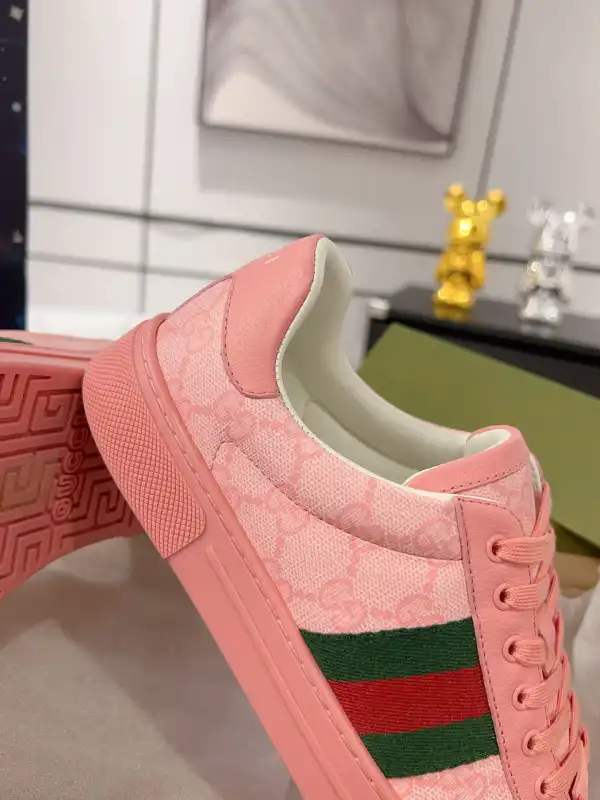 GUCCI SNEAKER