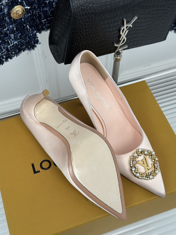 HOT SALE LOUIS VUITTON HEELS