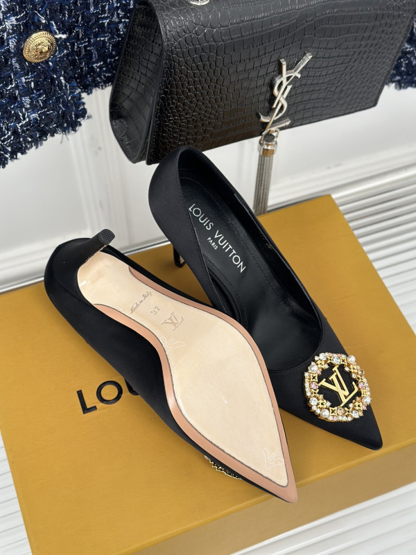 HOT SALE LOUIS VUITTON HEELS