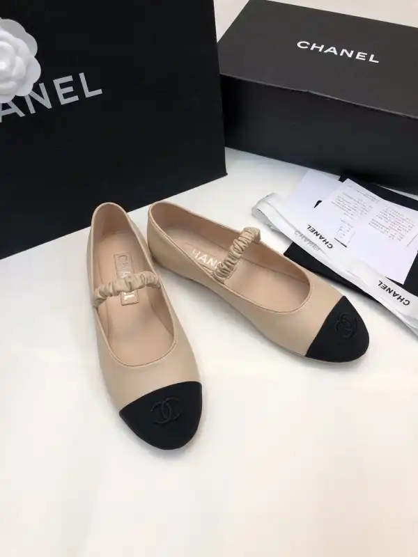 CHANEL FLATS