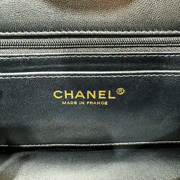 CHANEL FLAP BAG-14.5x19.5x7.5cm