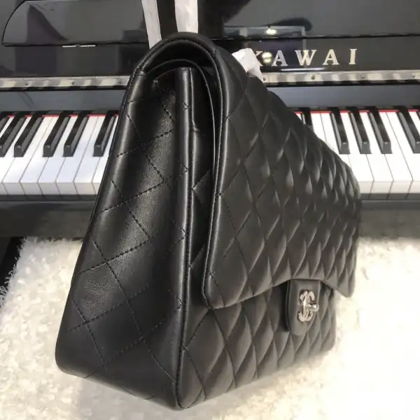 First bag ru CHANEL FLAP BAG