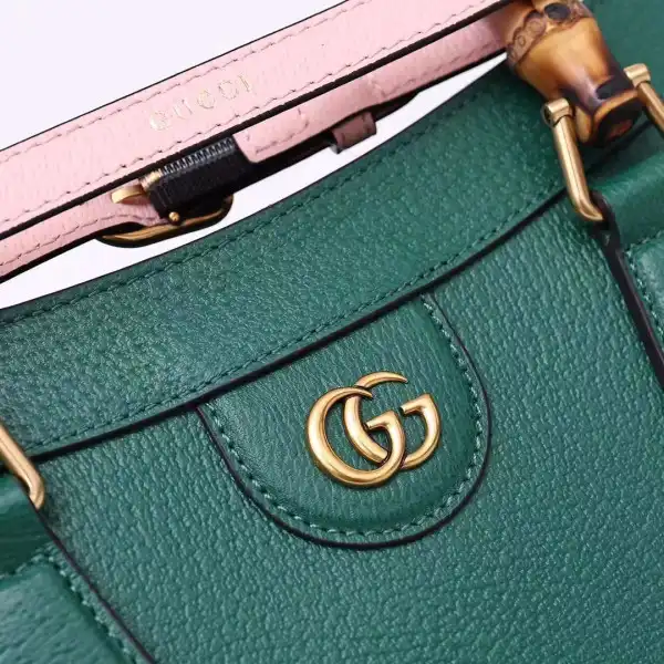 Bagsoffer Gucci Diana medium tote bag