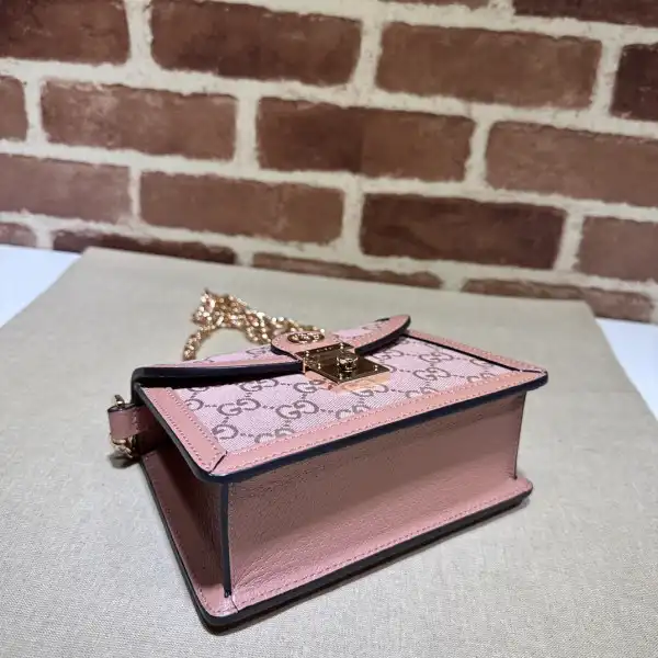 GUCCI GG MATELASSÉ SMALL TOP HANDLE BAG