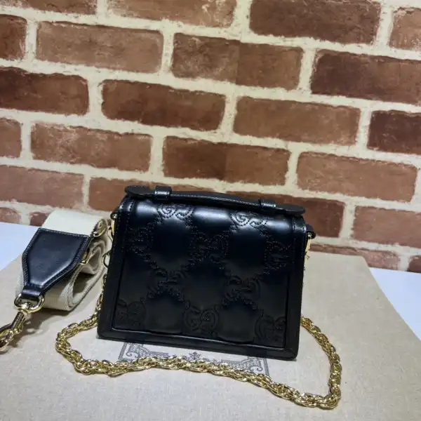 GUCCI GG MATELASSÉ SMALL TOP HANDLE BAG