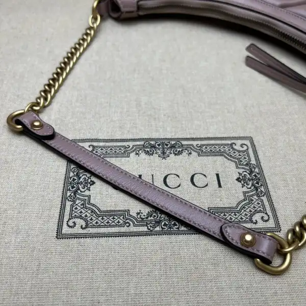 GUCCI GG Marmont half-moon-shaped small bag