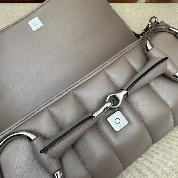 First bag ru GUCCI HORSEBIT CHAIN BIG SHOULDER BAG