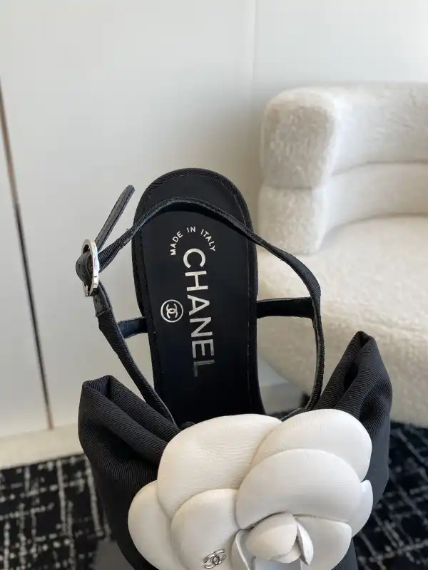 CHANEL SLING-BACK