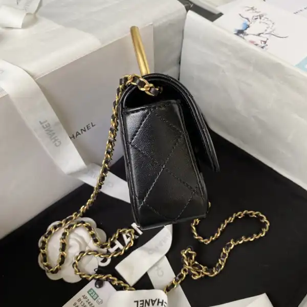 CHANEL HANDLE BAG