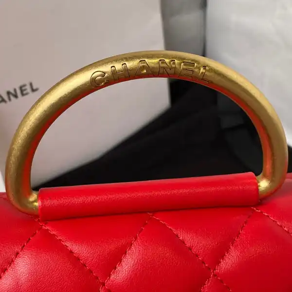 CHANEL HANDLE BAG