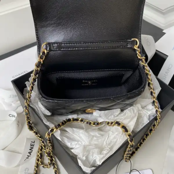 CHANEL HANDLE BAG