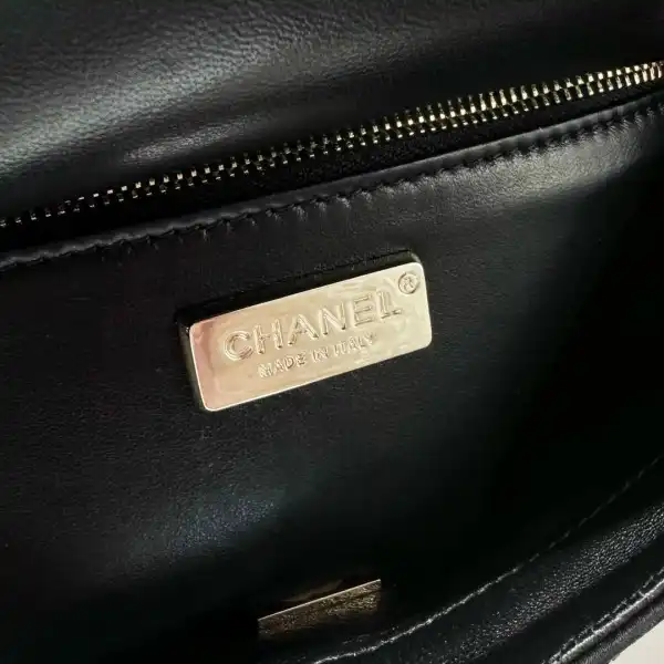 CHANEL FLAP BAG 20CM