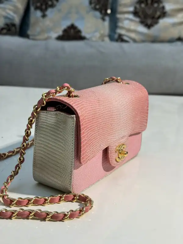 CHANEL FLAP BAG 20CM