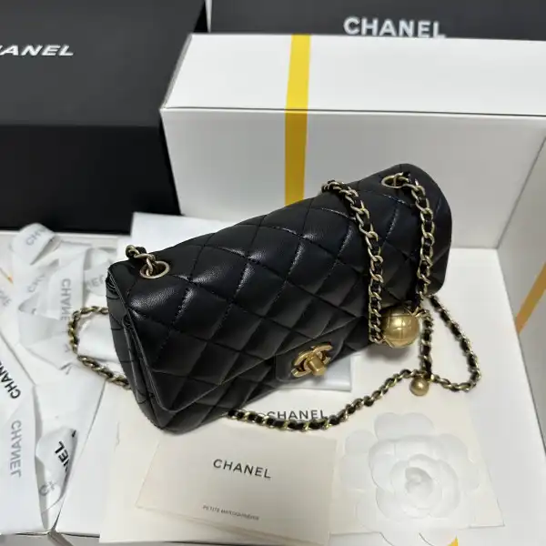 CHANEL FLAP BAG -13X20X7CM