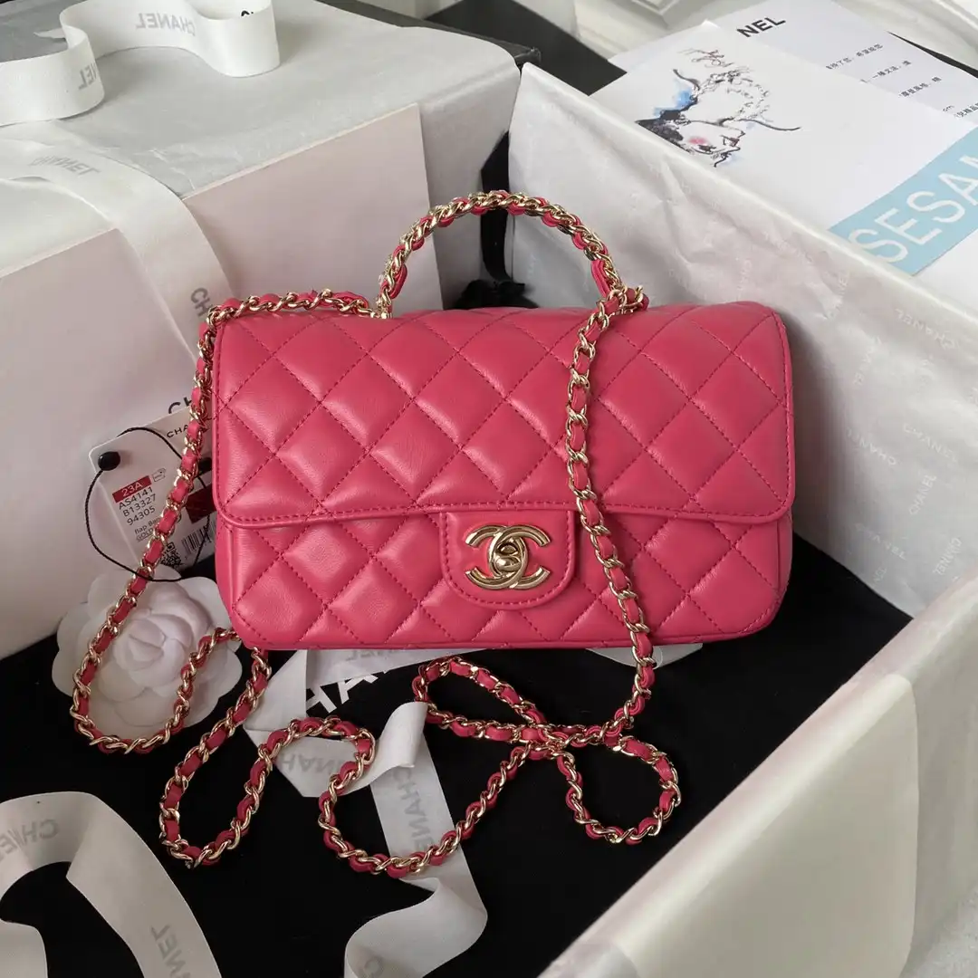 CHANEL FLAP BAG WITH TOP HANDLE-21CM