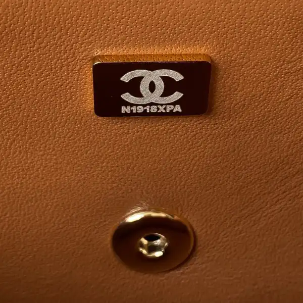 CHANEL FLAP BAG WITH TOP HANDLE-21CM