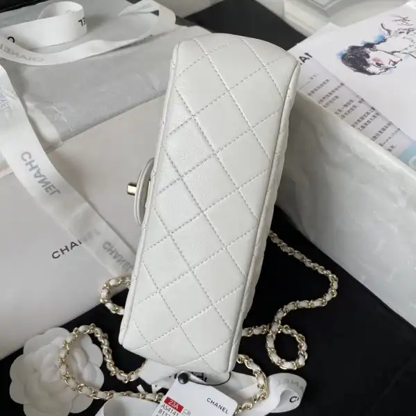 CHANEL FLAP BAG WITH TOP HANDLE-21CM