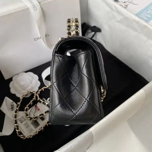 First Bag Ru CHANEL FLAP BAG WITH TOP HANDLE-18CM