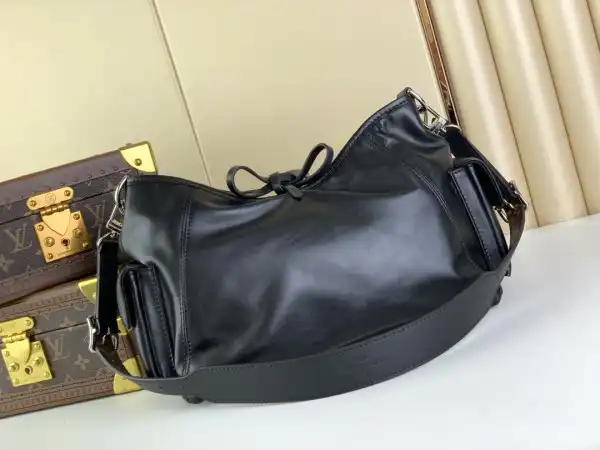 Aaa replica ru LOUIS VUITTON CarryAll Cargo -33.5 x 23x15cm