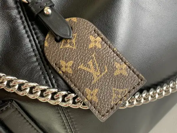 You get luxury for less. Shop now for the best deals on fake Louis bags. LOUIS VUITTON CarryAll Cargo -33.5 x 23x15cm