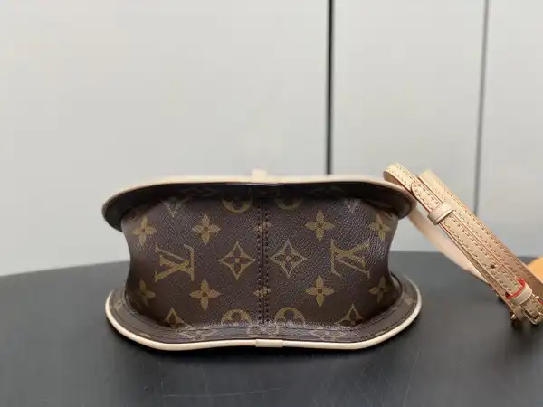 Aaa replica bags LOUIS VUITTON Around Me PM