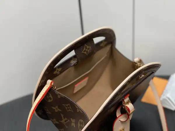 Aaa replica bags LOUIS VUITTON Around Me PM