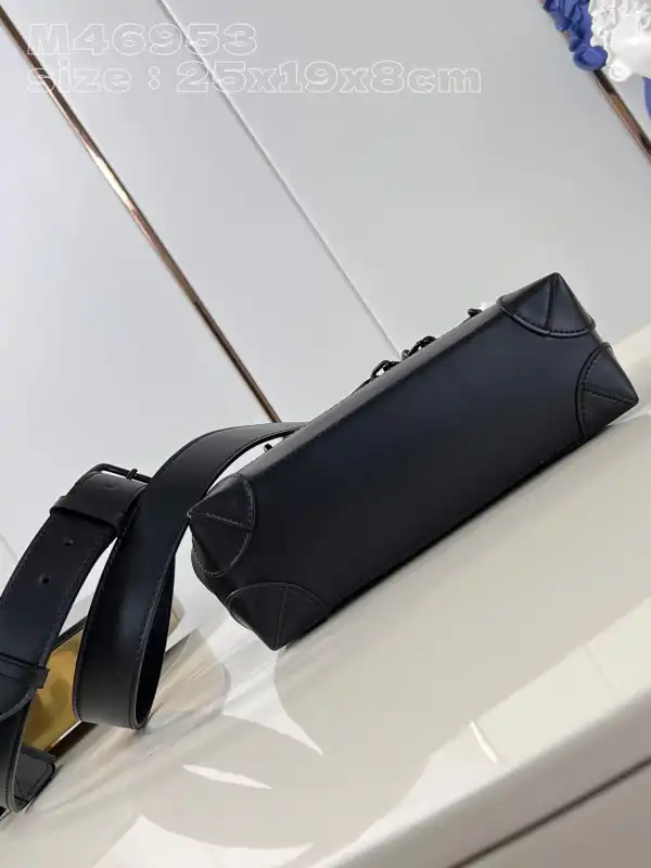 First bag ru LOUIS VUITTON Steamer Wearable Wallet-25*19*8CM