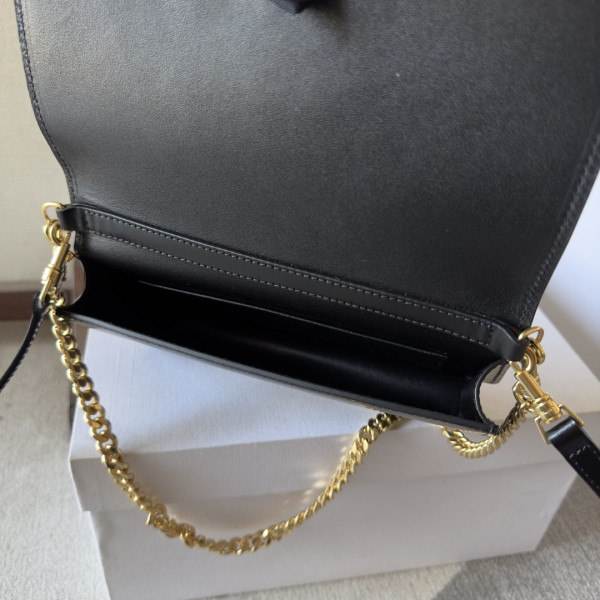 HOT SALE CELIN* CHAIN SHOULDER BAG TRIOMPHE