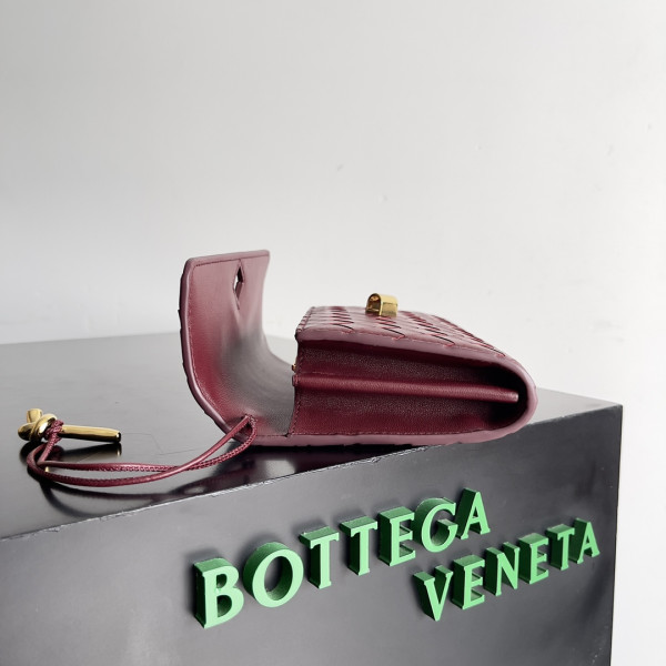 HOT SALE BOTTEGA VENETA  Andiamo - 19*11.5*3CM