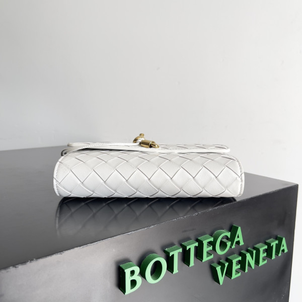 HOT SALE BOTTEGA VENETA  Andiamo - 19*11.5*3CM