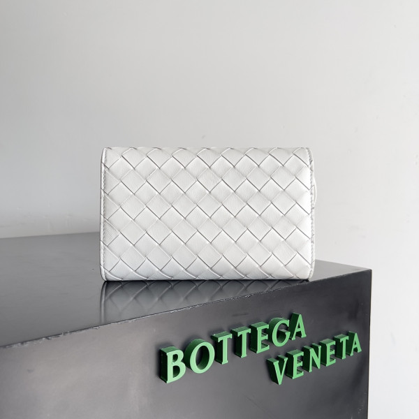 HOT SALE BOTTEGA VENETA  Andiamo - 19*11.5*3CM