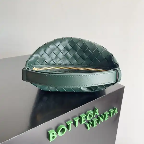 Yupoo bagsoffer BOTTEGA VENETA  CANDY WALLACE-22*13*9CM