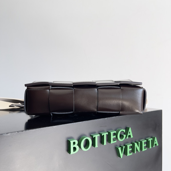 HOT SALE BOTTEGA VENETA CASSETTE-26*16*6.5cm