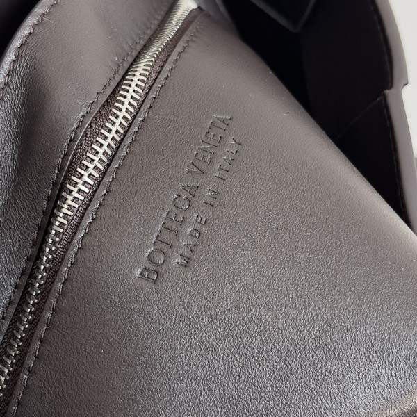 HOT SALE BOTTEGA VENETA CASSETTE-26*16*6.5cm