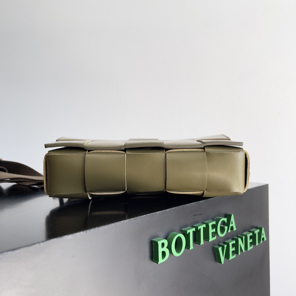 HOT SALE BOTTEGA VENETA CASSETTE-26*16*6.5cm